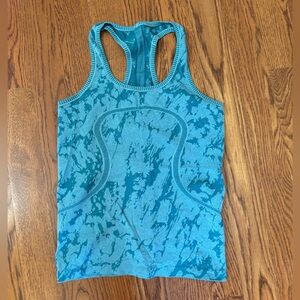 Old style Lululemon workout tank - mint condition
